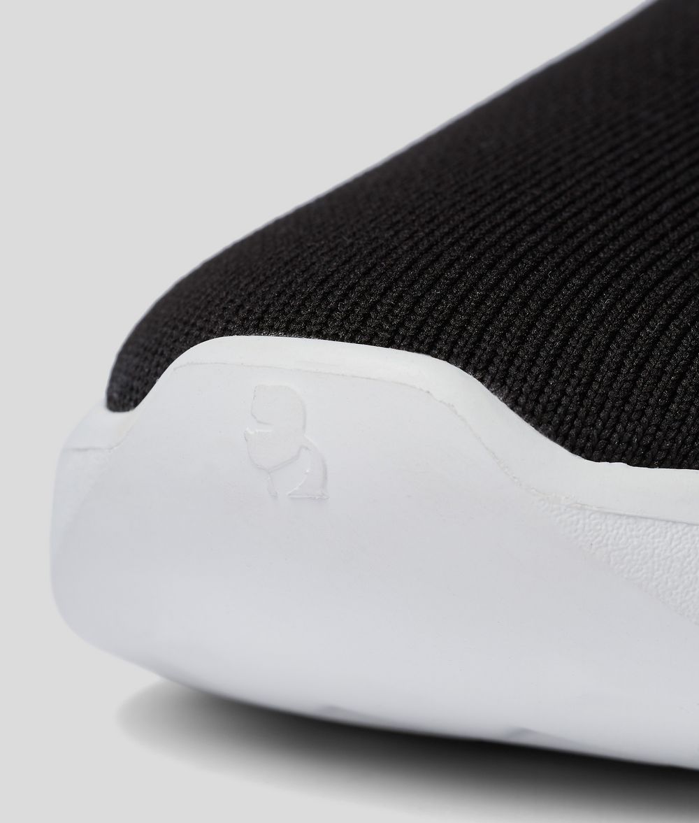 SKYLINE KNIT ANKLE PULL-ON SNEAKER